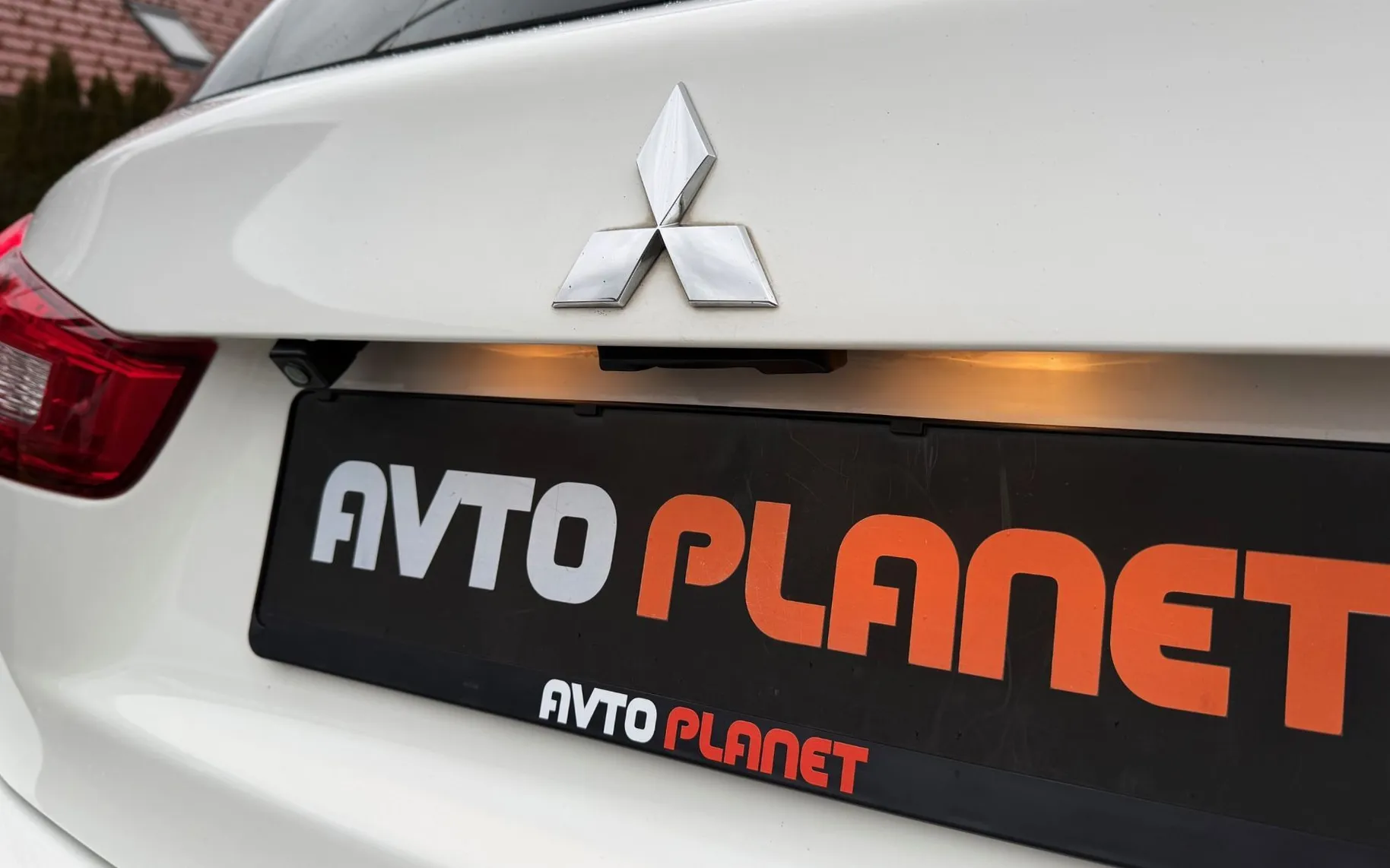Zunanja slika - Mitsubishi ASX - 2.2 DI-D 4WD AUT. Intense+ XENON NAVI PANO KAMERA - 12