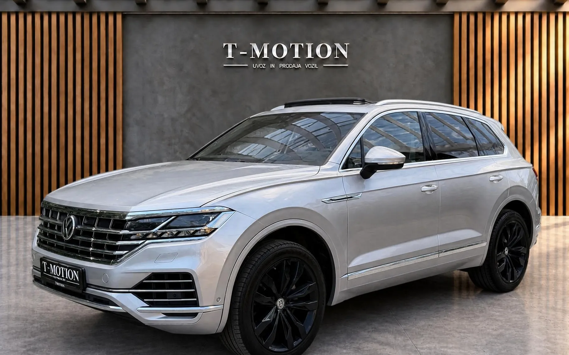 Zunanja slika - Volkswagen Touareg - 4motion V6 TDI EXCLUSIVE|Zračno|Matrix|Pano|ACC - 2