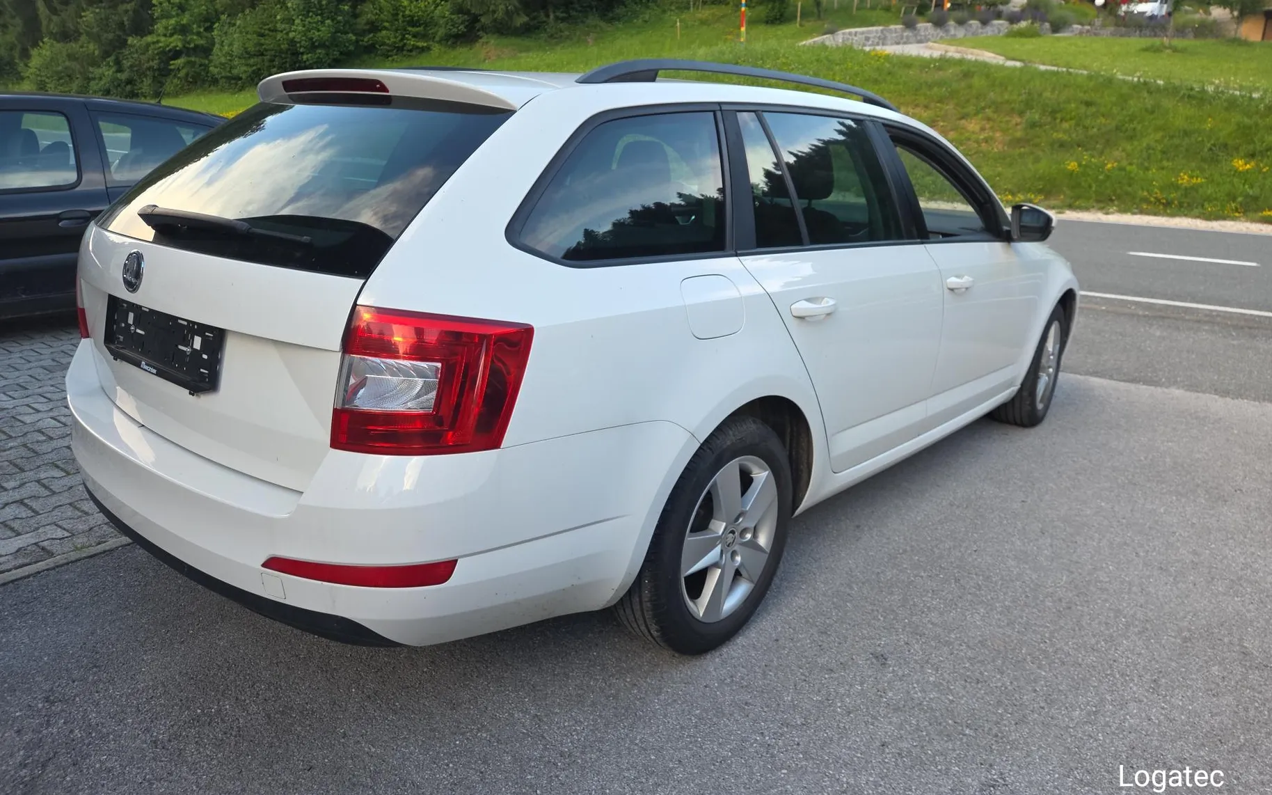Zunanja slika - Škoda Octavia - Combi 1,2 TSI Active - 4