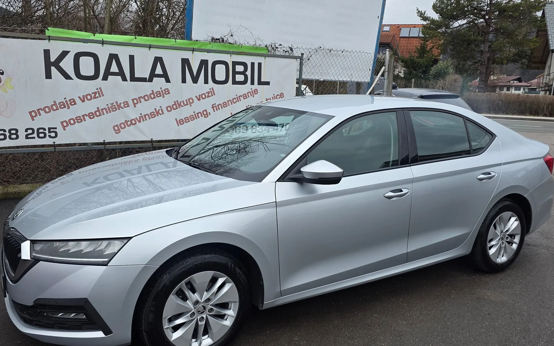 Zunanja slika - Škoda Octavia - 2.0 TDI LIMUZINA LED-ALU PLATIŠČA-ZASLON-PDC-1.LAS - 8