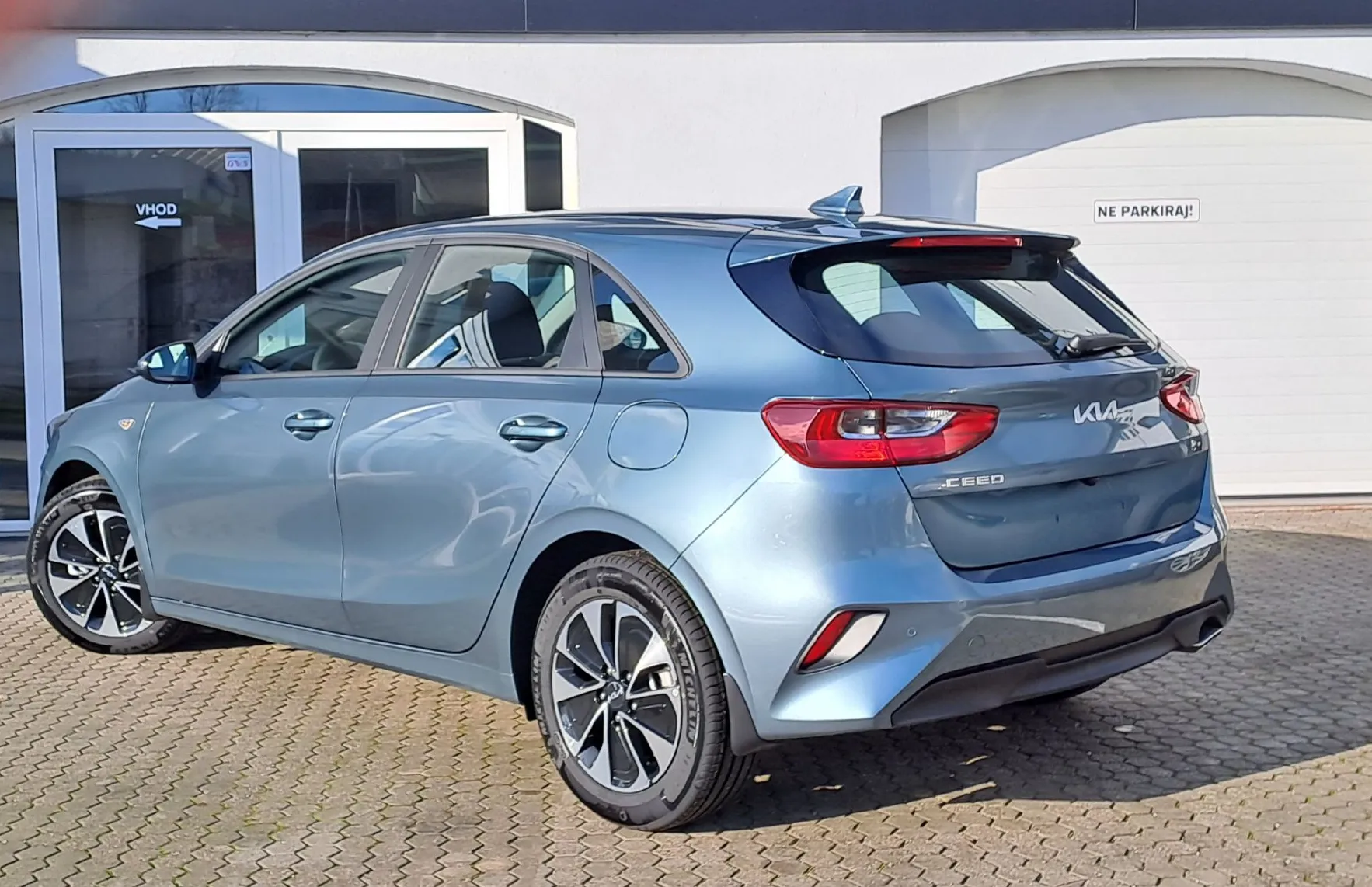 Zunanja slika - KIA Ceed - 1.0 T-GDI LX Champion+ ISG - 9