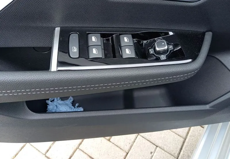 Zunanja slika - Opel Astra - 1.5 Dizel 96KW S S Elegance - 10