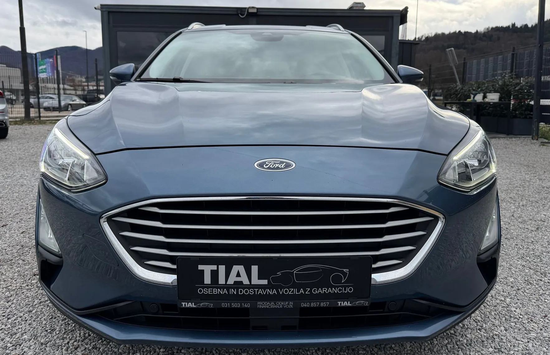 Zunanja slika - Ford Focus - EcoBoost-LED-KAMERA-LINE ASS-MOZEN NAKUP BREZ POL. - 2