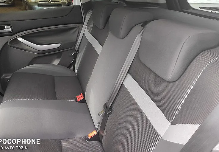 Zunanja slika - Ford Kuga - 2.0 TDCI 103kW DPF 4x4-SLO-ALU-PDC-VELIKI SERVIS - 8