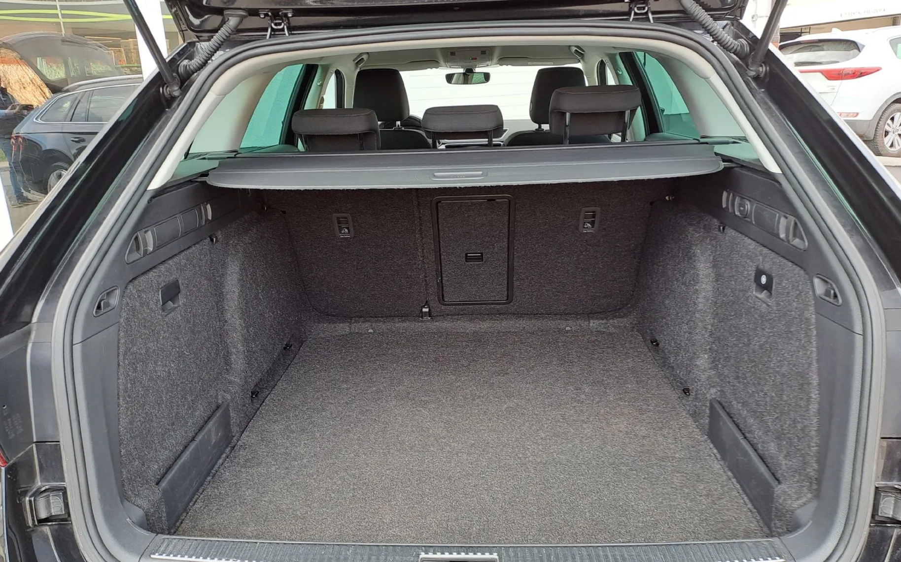 Zunanja slika - Škoda Superb - 1.5 TSI Ambition Combi 110 kW - 11
