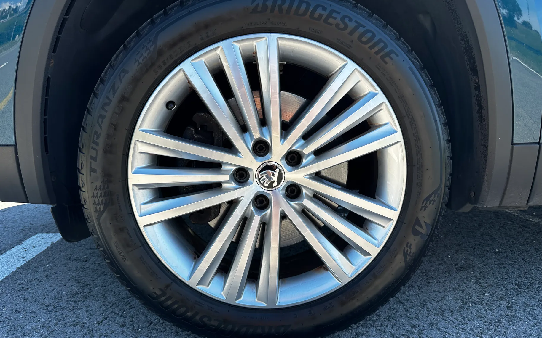 Zunanja slika - Škoda Kodiaq - 2.0 TSI 4x4 DSG STYLE-PANORAMA-LED-PDC-MEMO-ALU.19 - 20