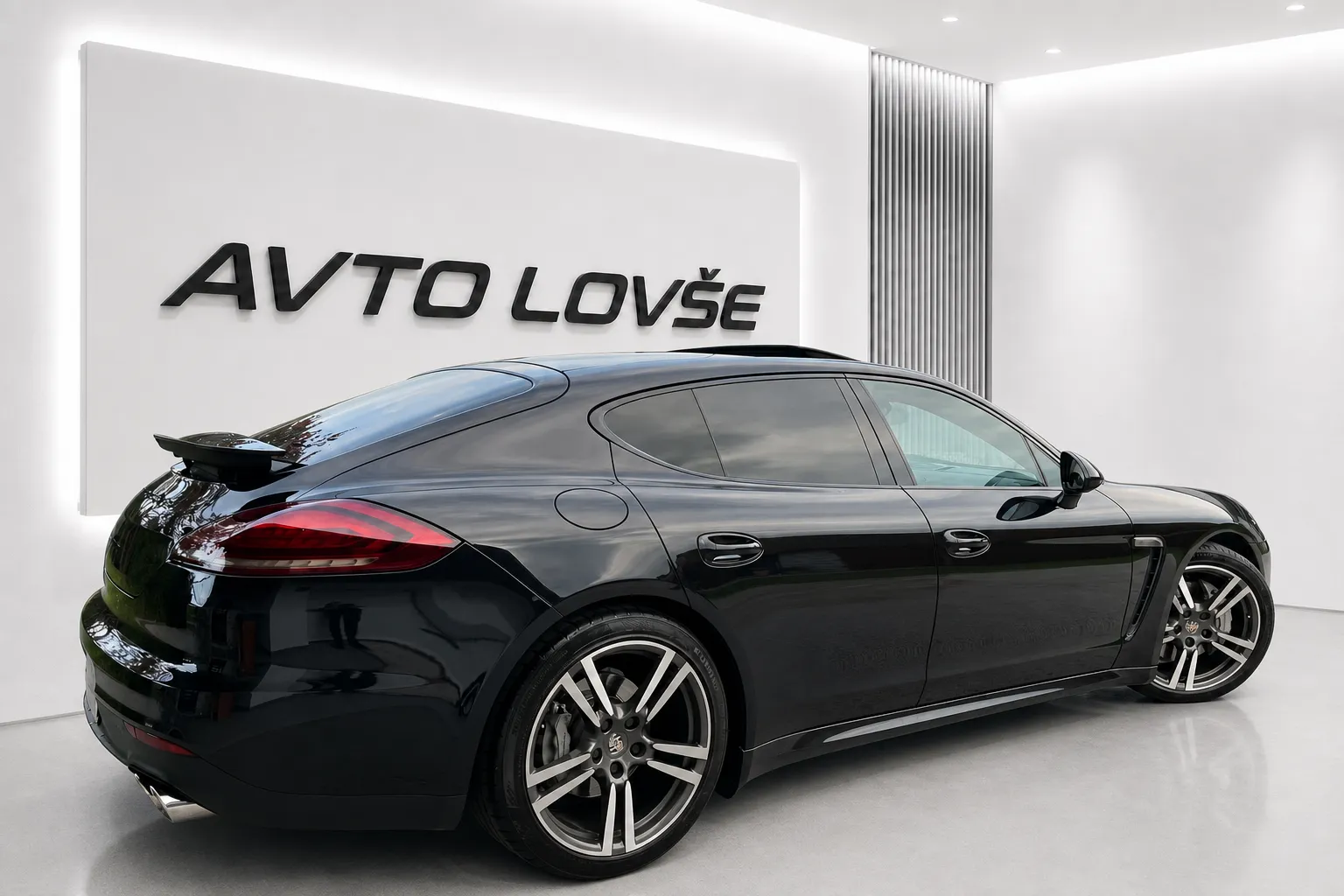 Zunanja slika - Porsche Panamera - 3.0 TD TIPTRONIC-LED-ALU-NAVI-KAM-ODLIČNA... - 4