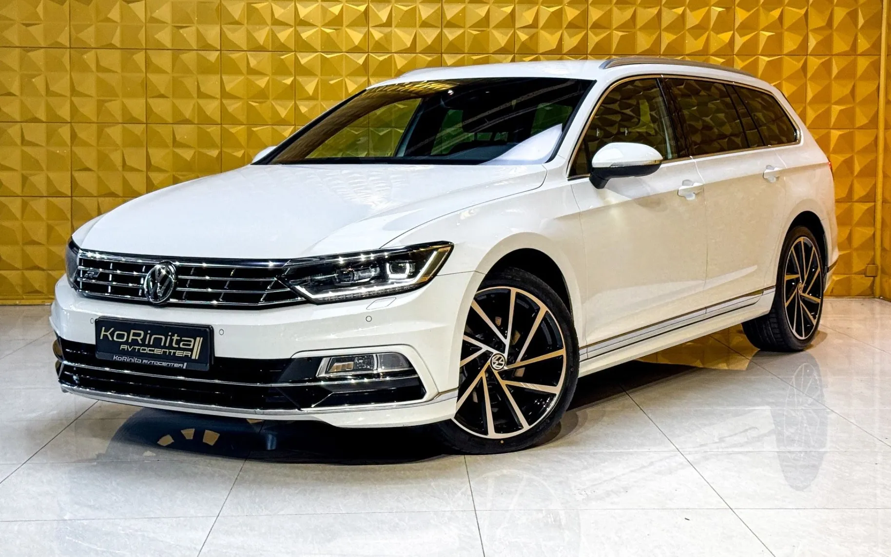 Zunanja slika - Volkswagen Passat Variant - 2.0 TDI AUT.-R Line-LED-VIRTUAL-KLJUKA-KAMERA - 5