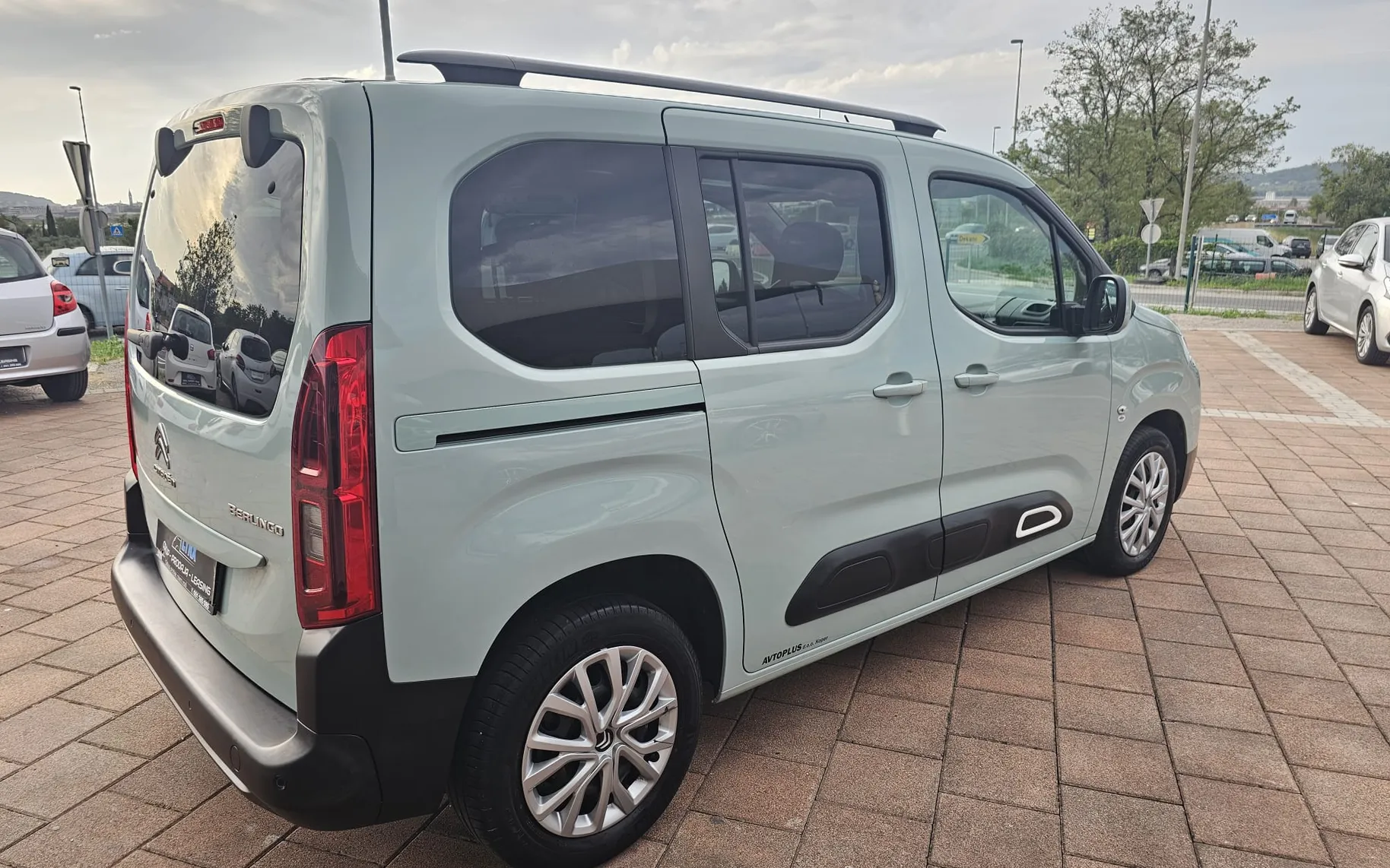 Zunanja slika - Citroën Berlingo - HDI-1.LASTNIK-KREDIT LEASING BREZ POLOGA-JAMSTVO - 6