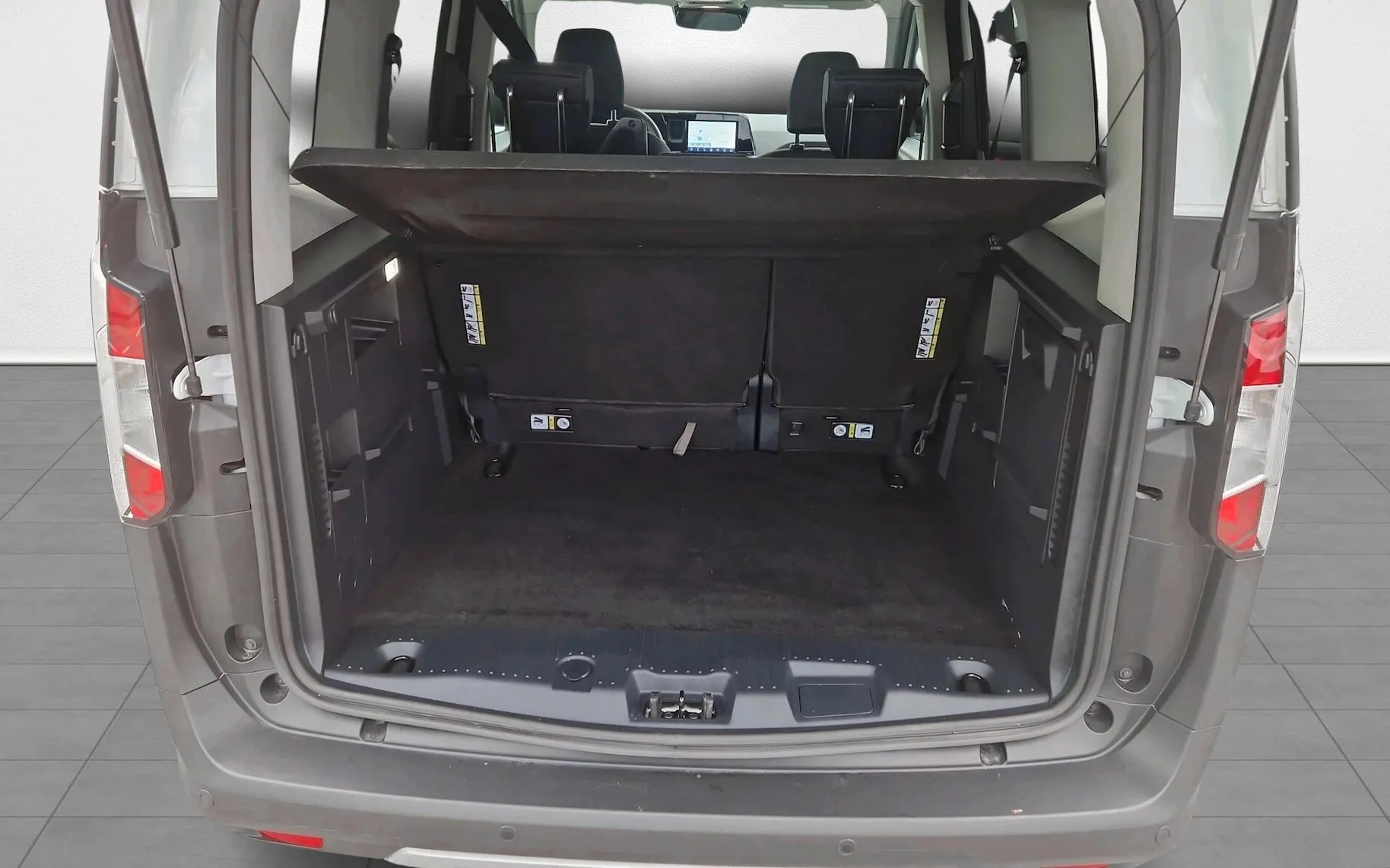 Zunanja slika - Ford Tourneo Courier - 1.0 EcoBoost Active Avt.-RADAR-NAVI-BLISS-PREČNI - 8