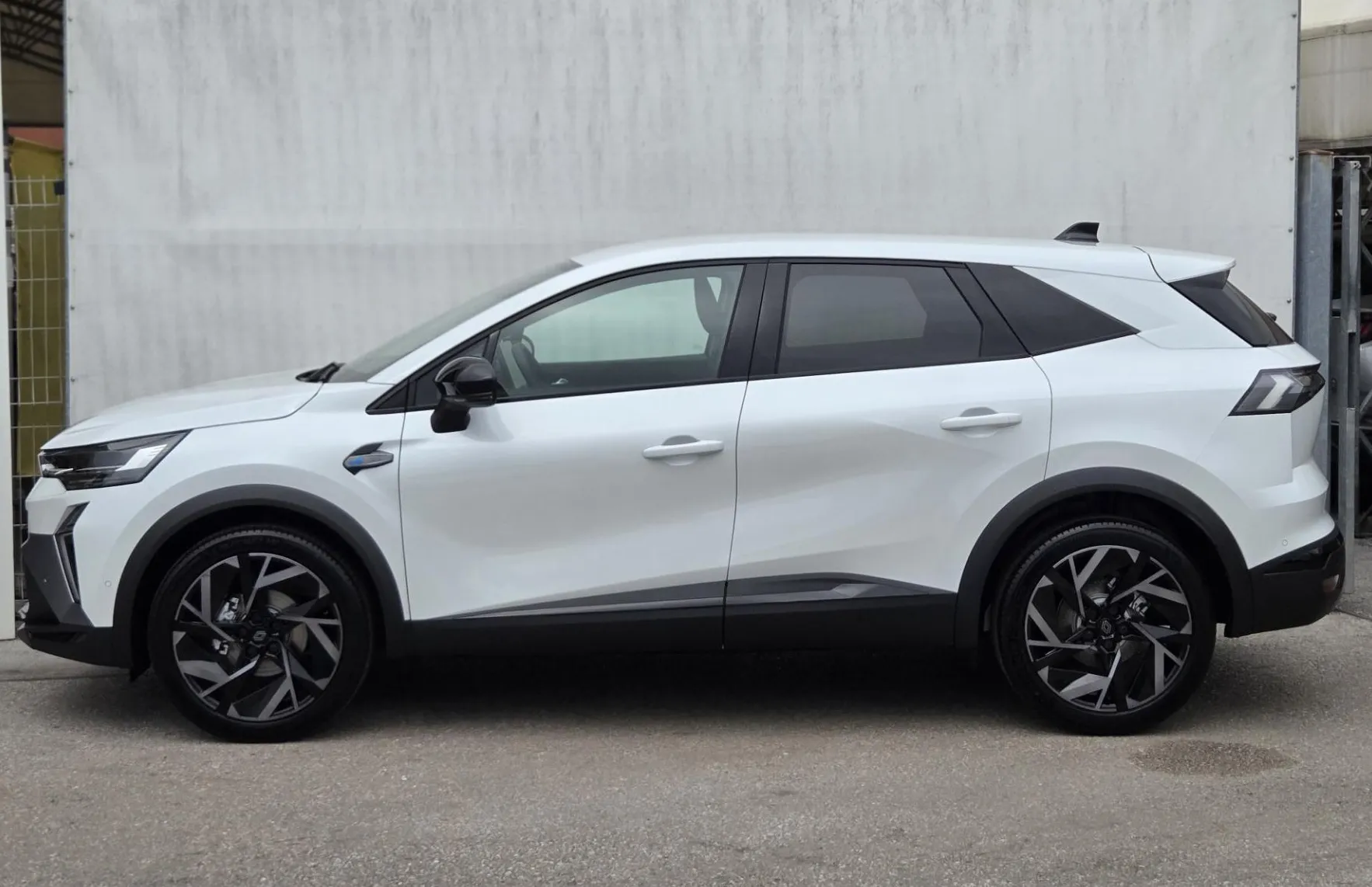 Zunanja slika - Renault Symbioz - Esprit Alpine TCe 140 +Virtual+El. Prtljažnik - 7