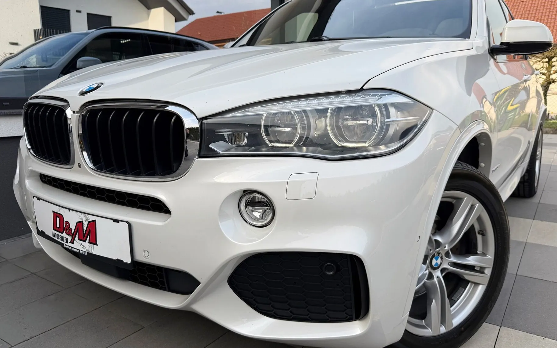 Zunanja slika - BMW X5 - serija : xDrive30D MSPORT|PANORAMA|FULL LED|360KAMERA|19COL - 1