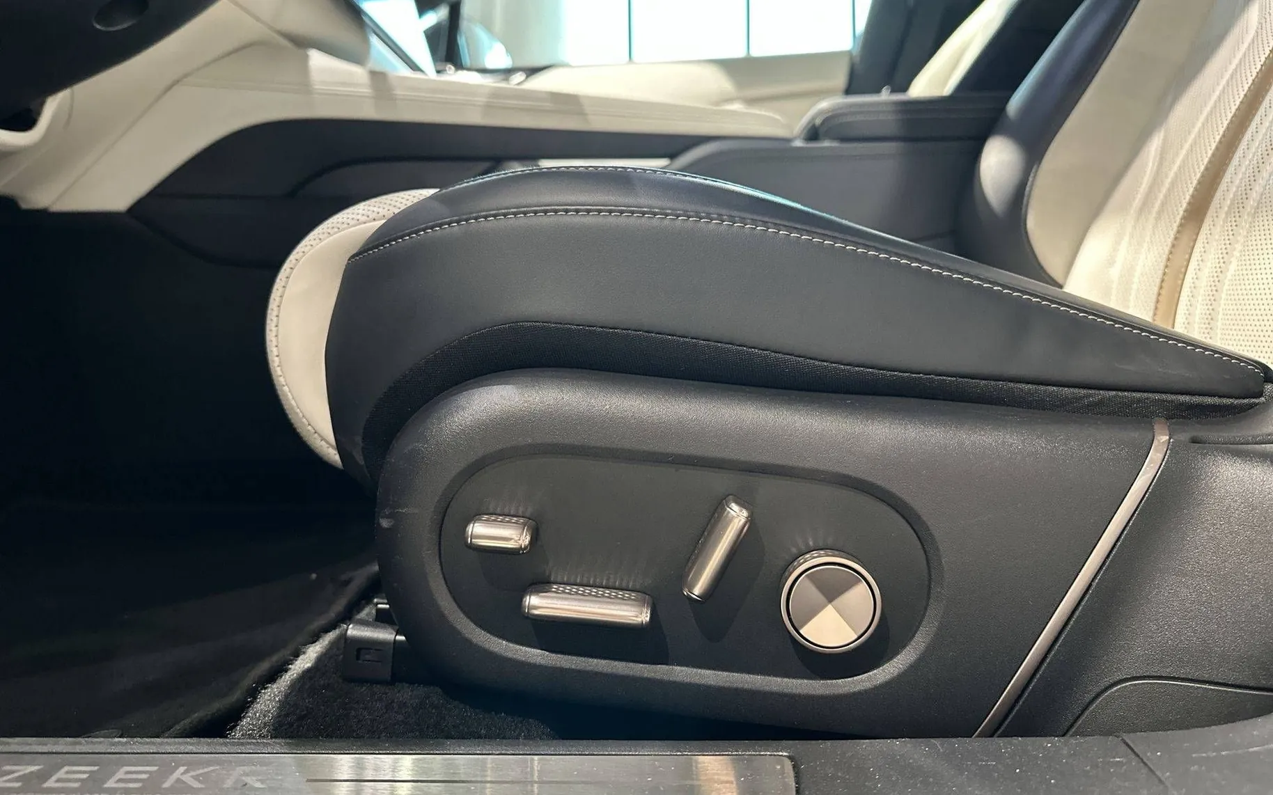 Notranja slika - Zeekr 7GT - Privilege AWD Launch Edition - 9