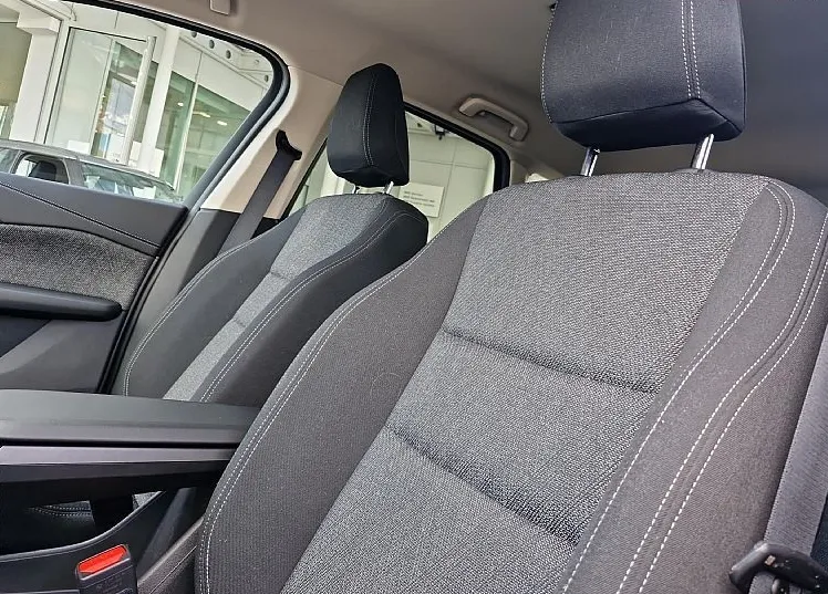 Zunanja slika - BMW Serija 2 - Active Tourer: 218i DCT BMW 218i Active Tourer. 100KW - 11