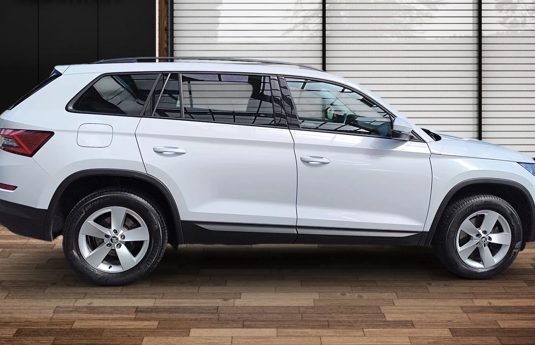 Zunanja slika - Škoda Kodiaq - 2.0 TDI 150 PS DSG - 2. LAST.- NAVI - ALU - VK - 3