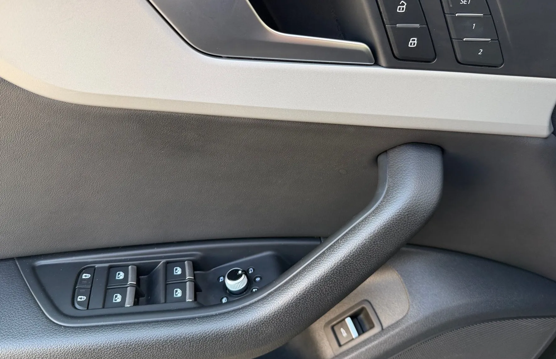 Zunanja slika - Audi A4 - 40 TDI S tronic advanced-Usnje-ACC-PDC-Navigacija. - 20