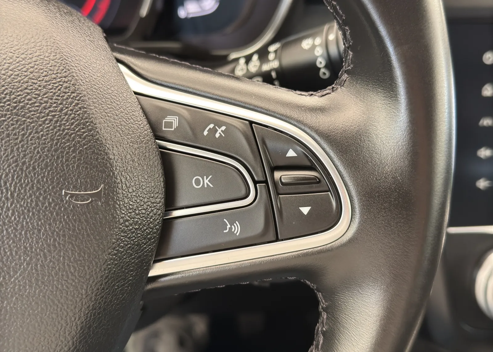 Zunanja slika - Renault Kadjar - TCe 140 Bose - 16