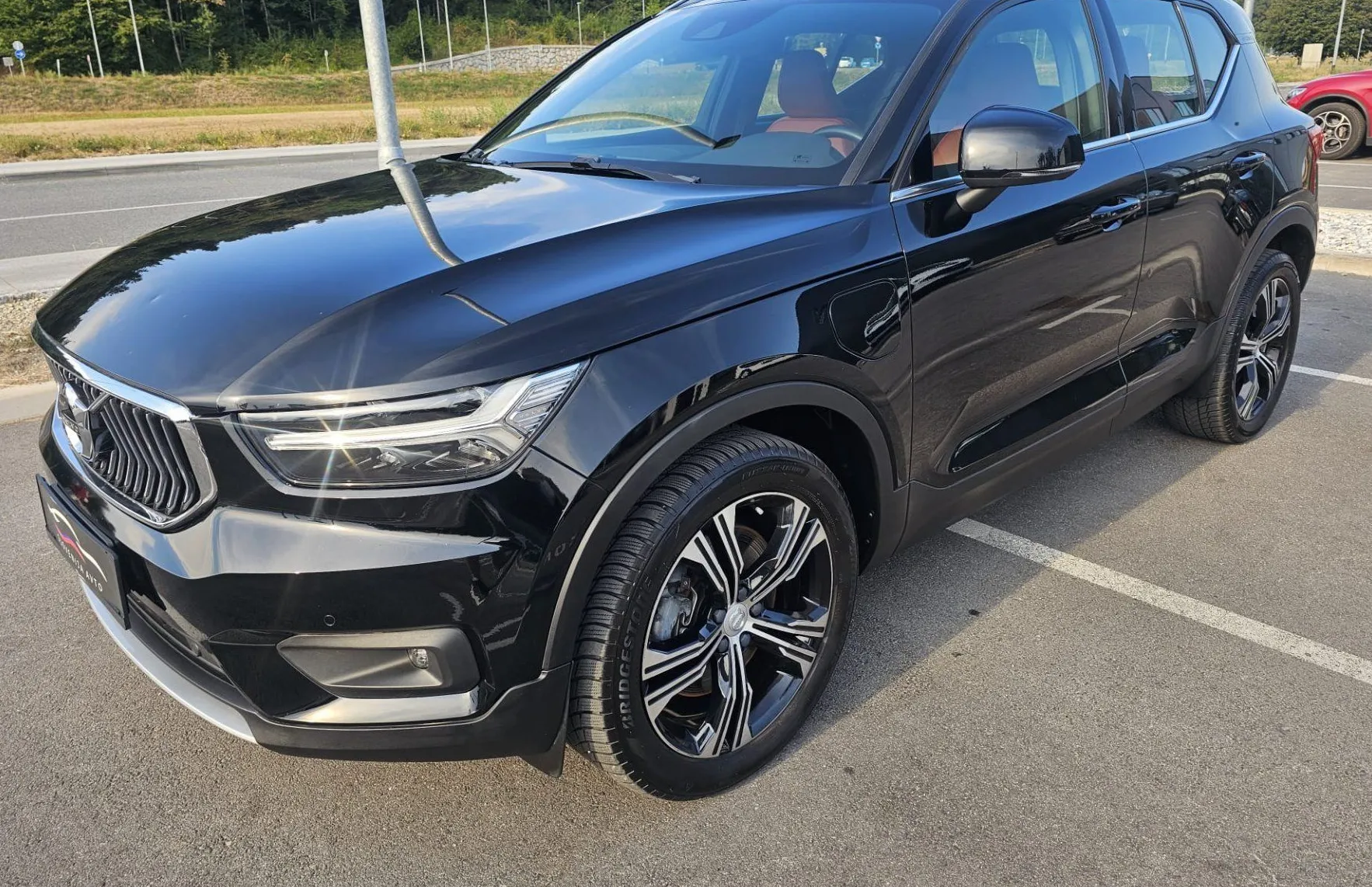 Zunanja slika - Volvo XC40 - T5 Rech.Twin Engine Inscription|FULED|ALU19|usnje| - 1