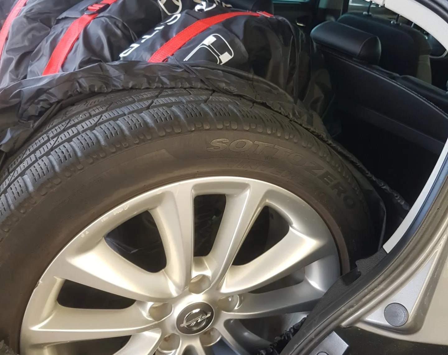 Zunanja slika - Opel Zafira - Tourer 1,6 CDTi Cosmo Start/Stop - 18