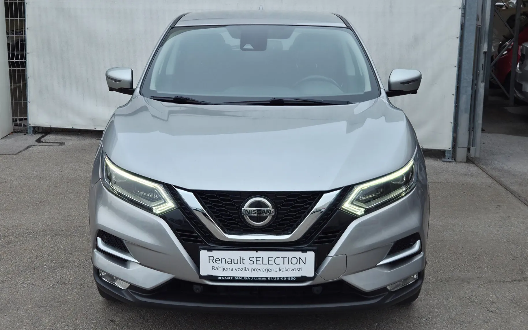 Zunanja slika - Nissan Qashqai - 1.3 DIG-T 140 Tekna 1.LASTNIK SLO.POREKLO - 2