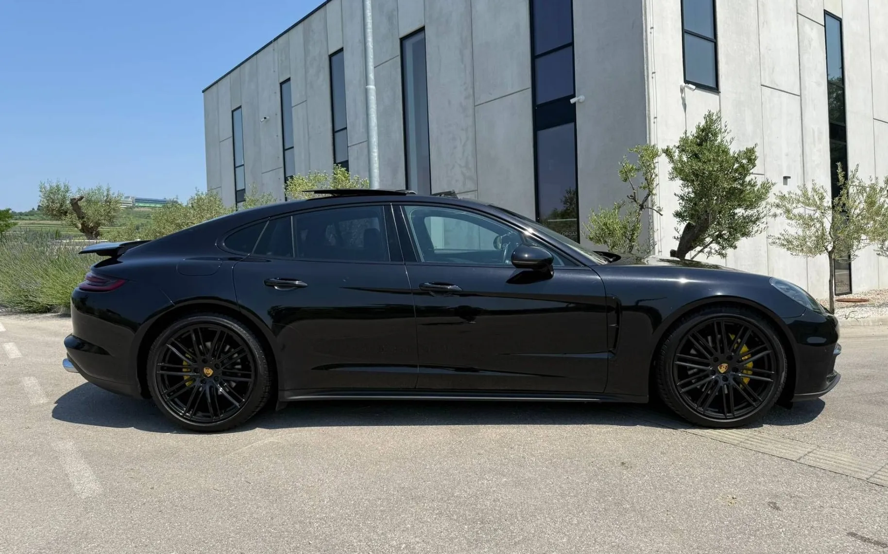 Zunanja slika - Porsche Panamera - 3.0 V6 4WD PANORAMA-SOFT-21COL-BOSE - 5