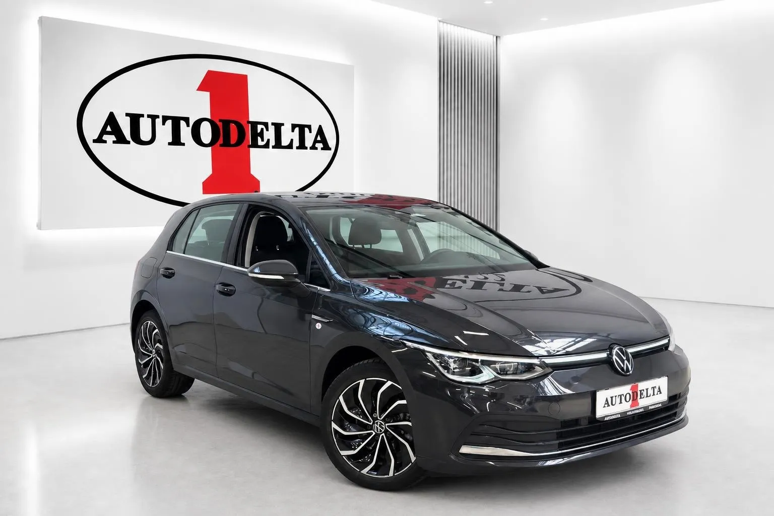 Zunanja slika - Volkswagen Golf - 2.0 TSI DSG - 2