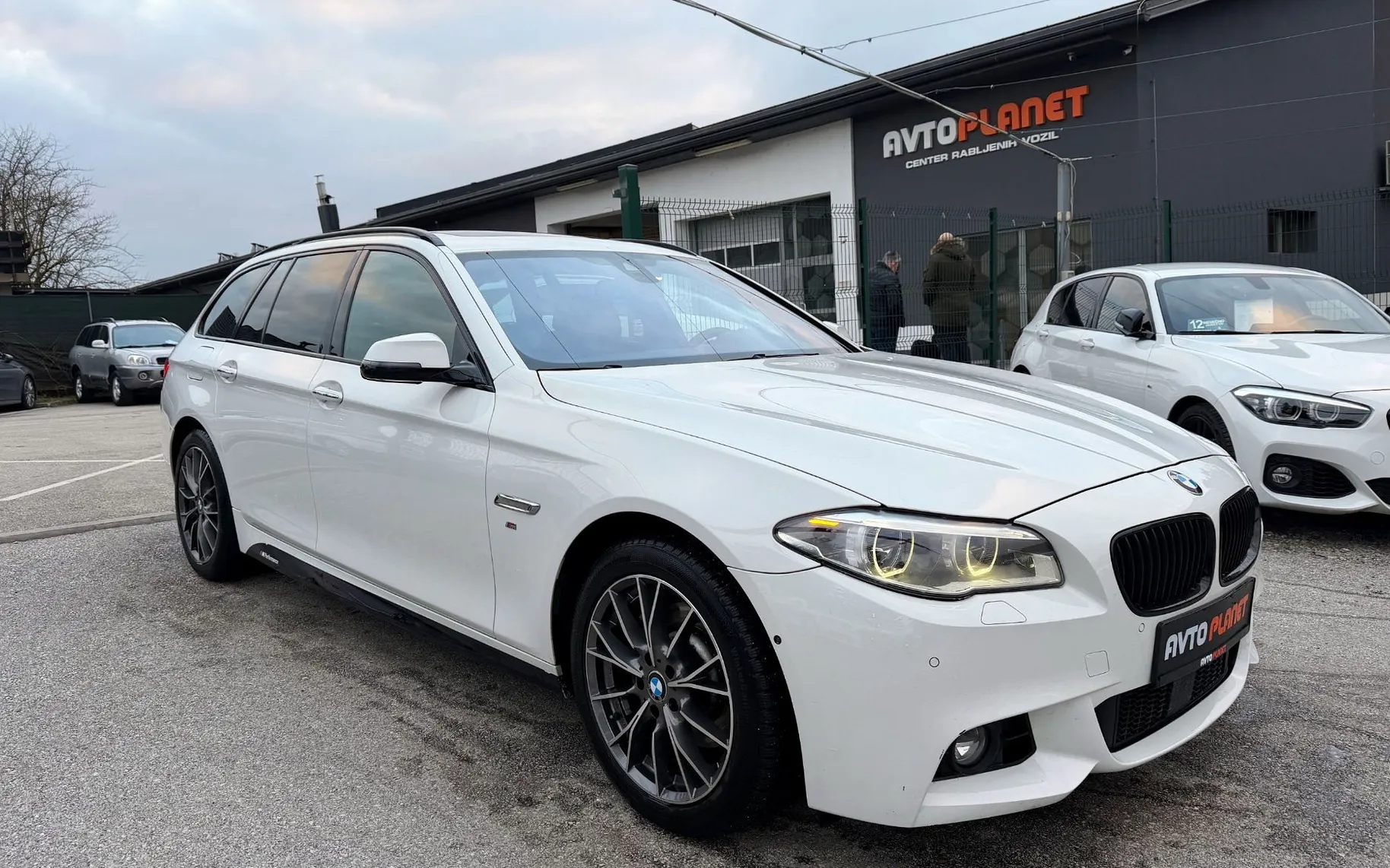 Zunanja slika - BMW Serija 5 - Touring: 530d xDrive M SPORT SLO 1.LASTNIK FULL LED ACC - 5