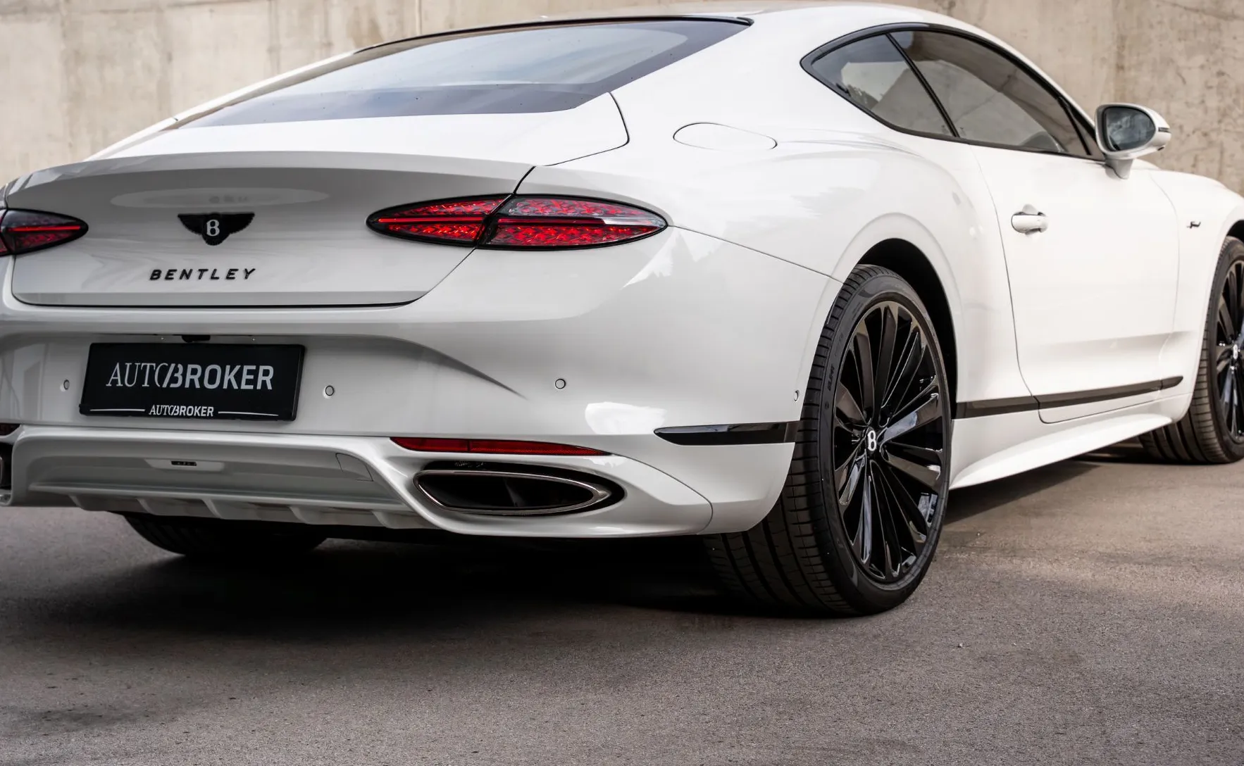 Zunanja slika - Bentley Continental - GT SPEED 780KM MULLINER-BLACKLINE-HLAJ-SED-BANG-22 - 5