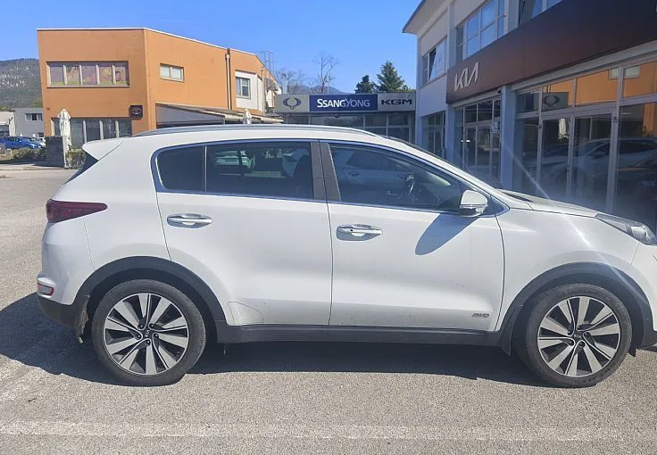 Zunanja slika - KIA Sportage - 4WD 2.0 CRDI GT-Line Avt. - 7