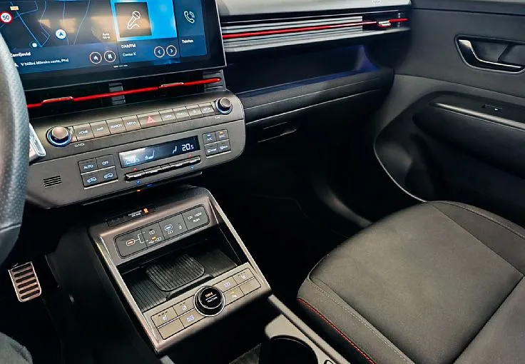 Zunanja slika - Hyundai Kona - 1.6 T-GDI PREMIUM N-LINE AVT-TESTNO-4X ZIM G-VIDEO - 11