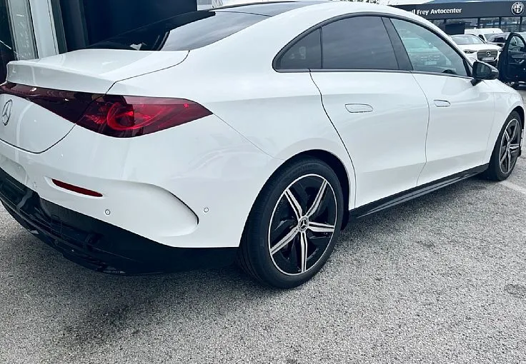 Zunanja slika - Mercedes-Benz CLA-Razred - CLA 200 AMG Line Avt. - 5
