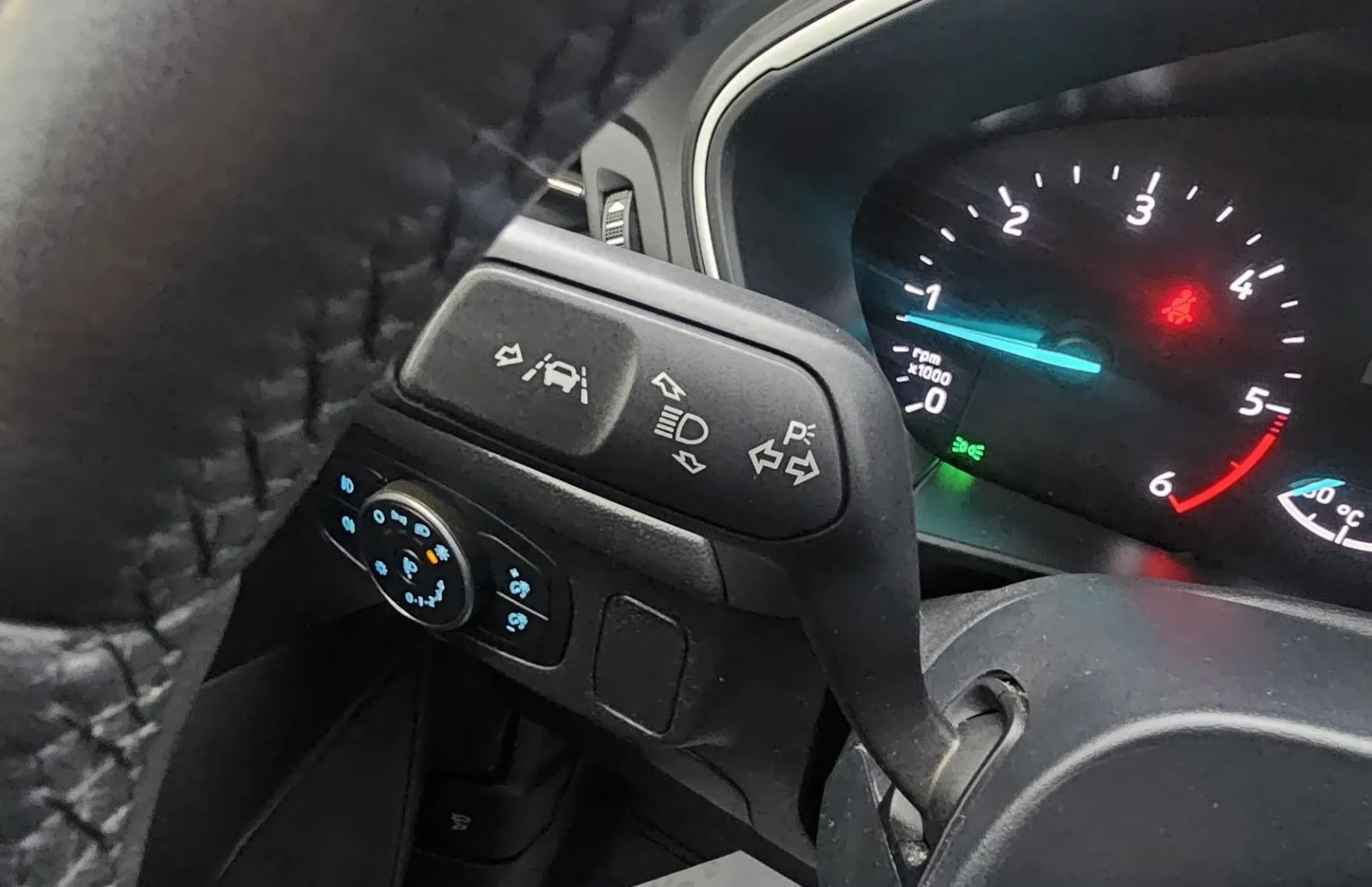 Zunanja slika - Ford Focus - Karavan 1.5 120|LED|AC|NAVI|ASSIS|Wirtual|ALU|BT - 16