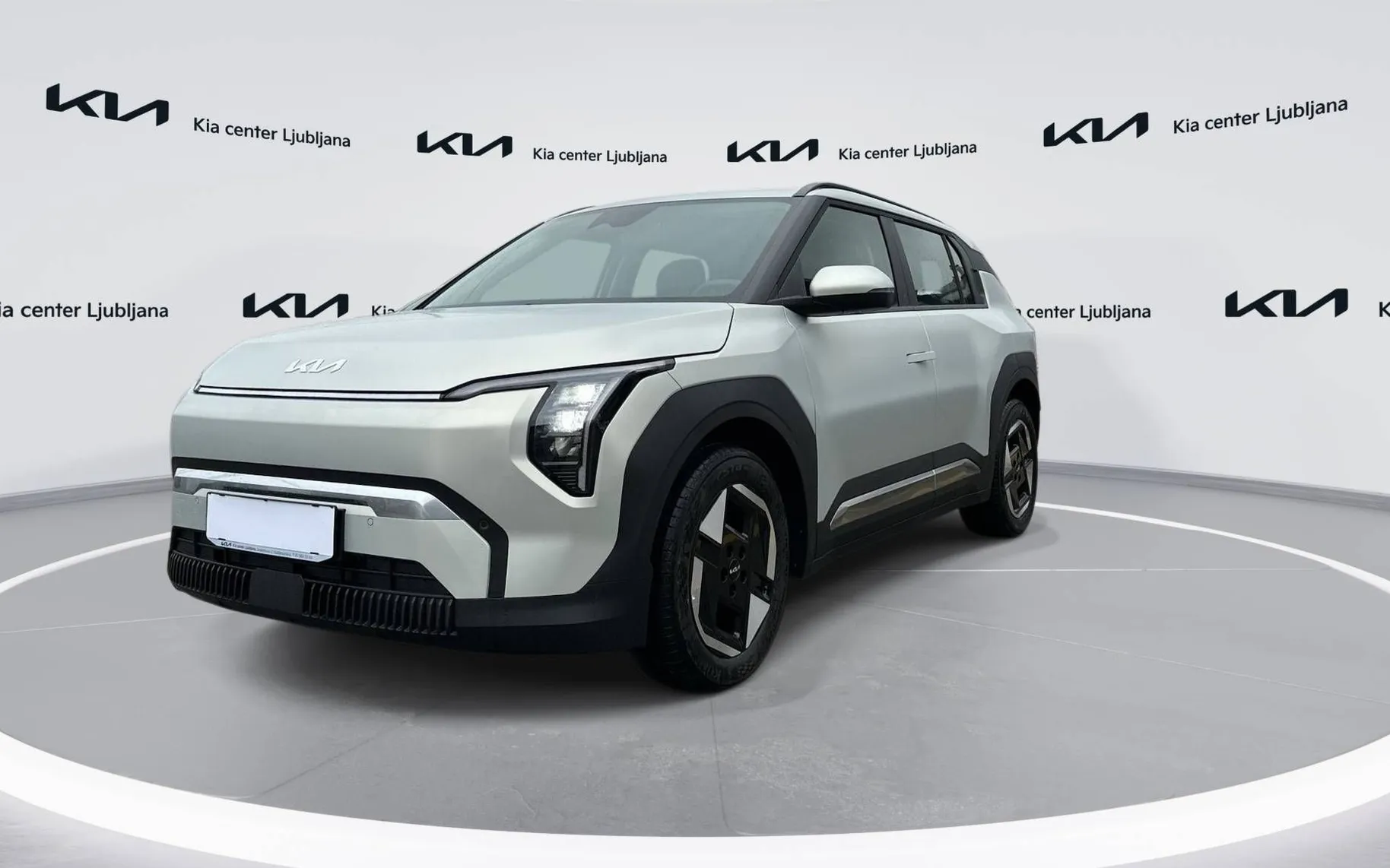 Zunanja slika - KIA EV3 - Sky 81.4 kWh baterija. doseg do 605km... - 1