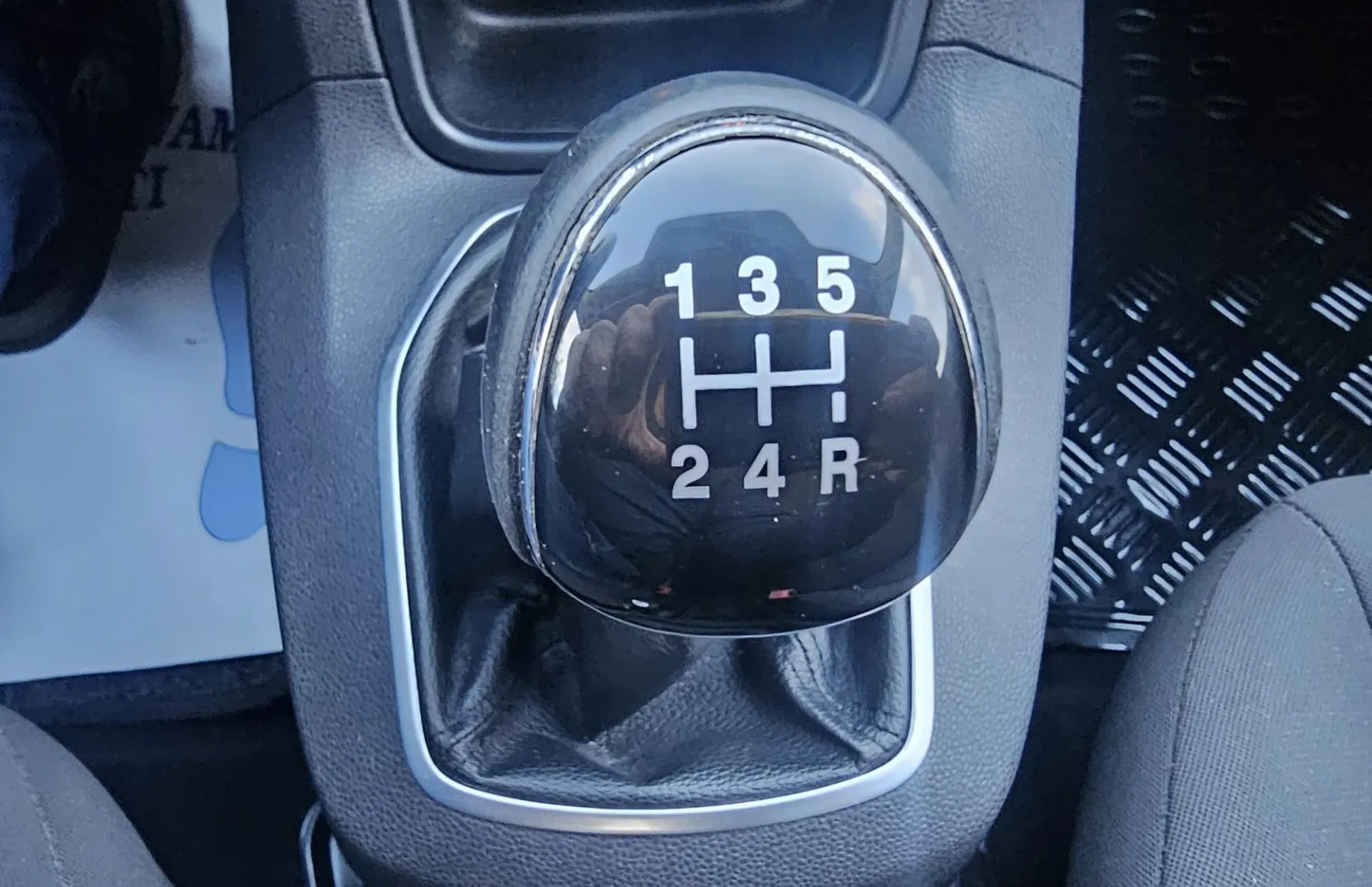Zunanja slika - Ford Fiesta - 1.4 Trend|SLO|multifunkcija|AVTOklima|bluetooth|US - 13