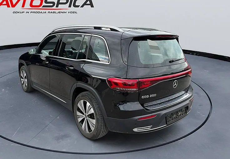 Zunanja slika - Mercedes-Benz EQB-Razred - EQB 250 Progressive 66.5kWh - 3