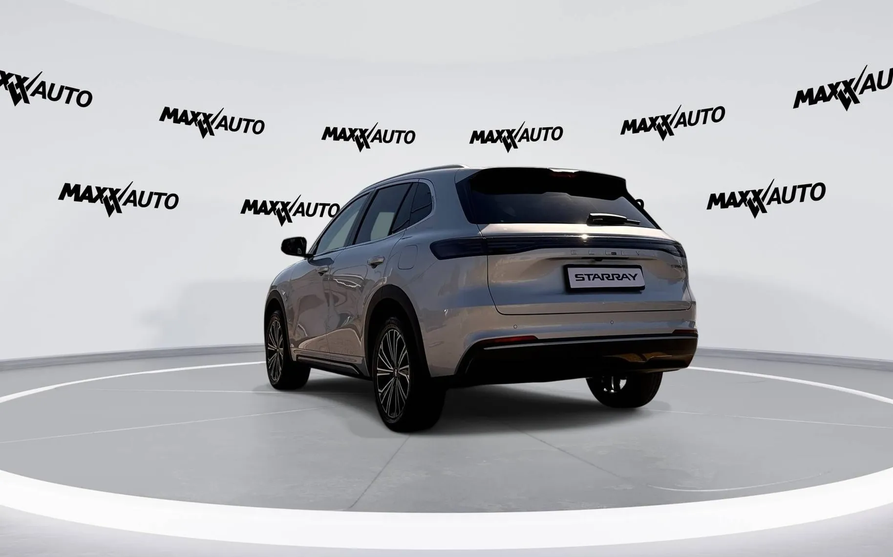 Notranja slika - Geely StarRay EM-i - Plug-In Hybrid 1.5 Max Avt. - 7