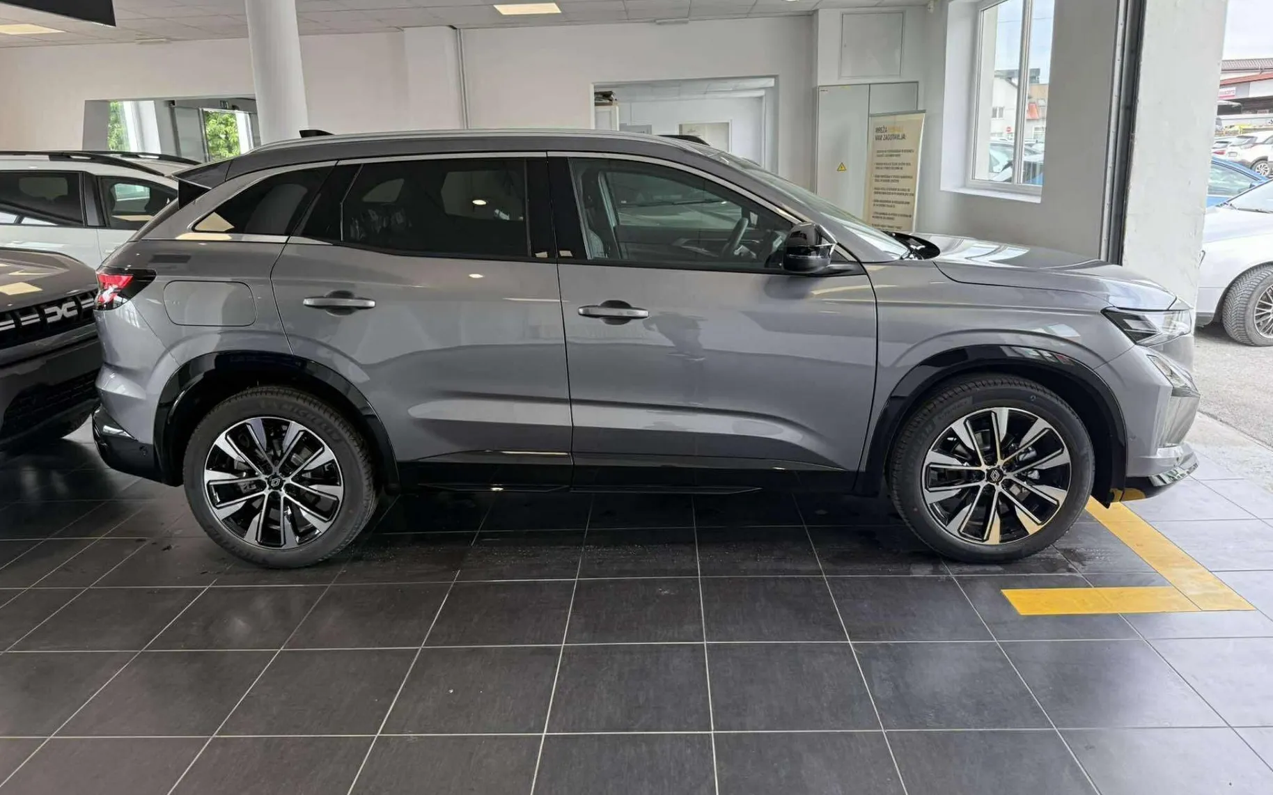 Zunanja slika - Renault Austral - techno mild hybrid 160 auto AKCIJA ZALOGA - 8
