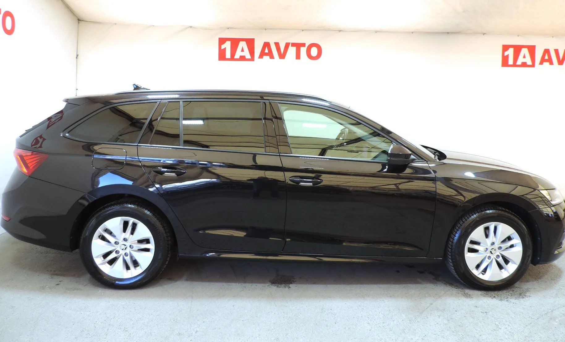 Zunanja slika - Škoda Octavia - Combi 2.0 TDI Ambition DSG  ACC-LED-KAMERA - 8
