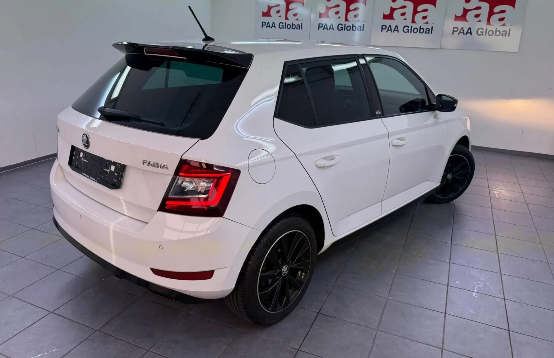 Zunanja slika - Škoda Fabia - 1.0 Tsi Monte Carlo+4xAlu.Slo.1.Lastnik - 4