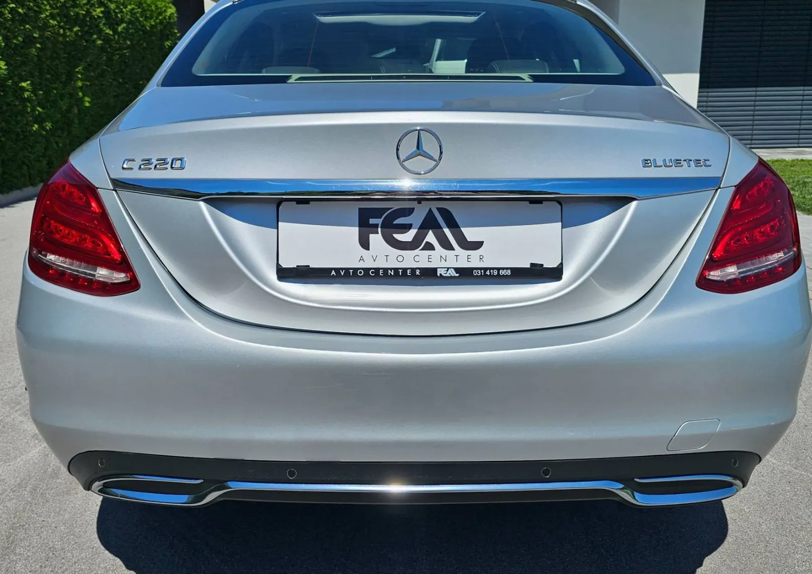Zunanja slika - Mercedes-Benz C-Razred - C 220 D-AVT-SPORT-LED-HEAD UP-USNJE-ŠIBEDAH-1 LAS - 8