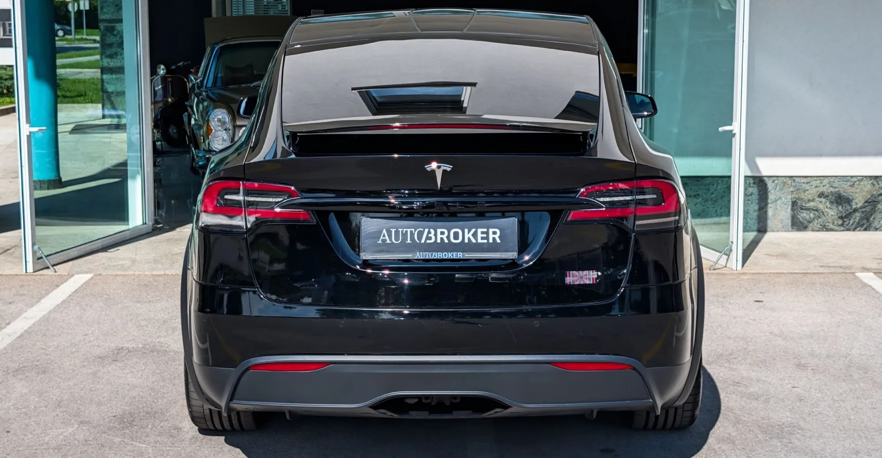 Zunanja slika - Tesla Model X - Plaid All-Wheel Drive Yoke Avtopilot kljuka - 6