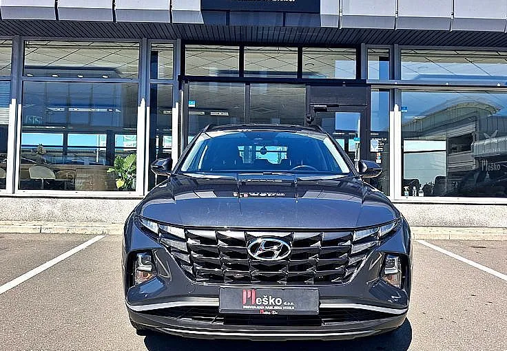 Zunanja slika - Hyundai Tucson - 1.6 T GDI Style KAMERA - PDC - VLEČNA KLJUKA - 2