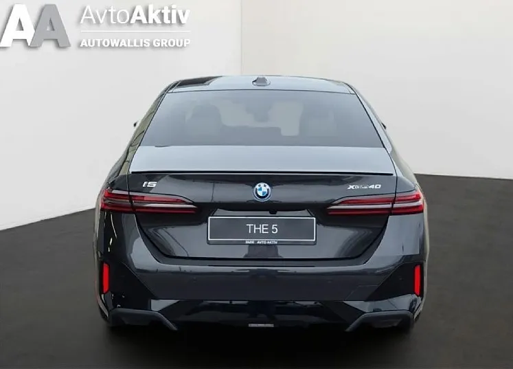Zunanja slika - BMW i5 - xDrive40  AT - 5