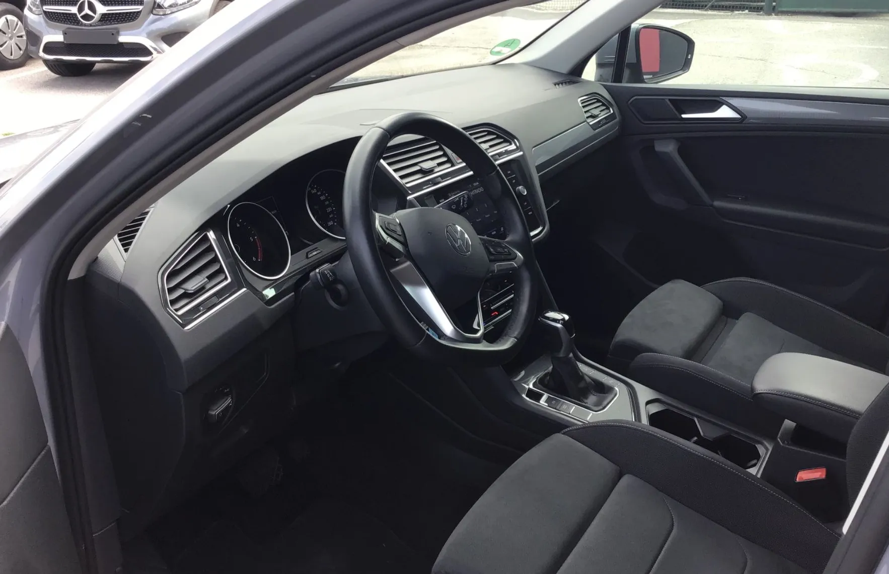 Zunanja slika - Volkswagen Tiguan - 2.0 TDI  DSG - 9