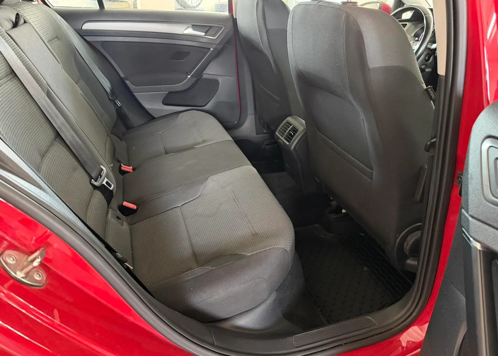 Zunanja slika - Volkswagen Golf - Sky 1,2 TSI - 6