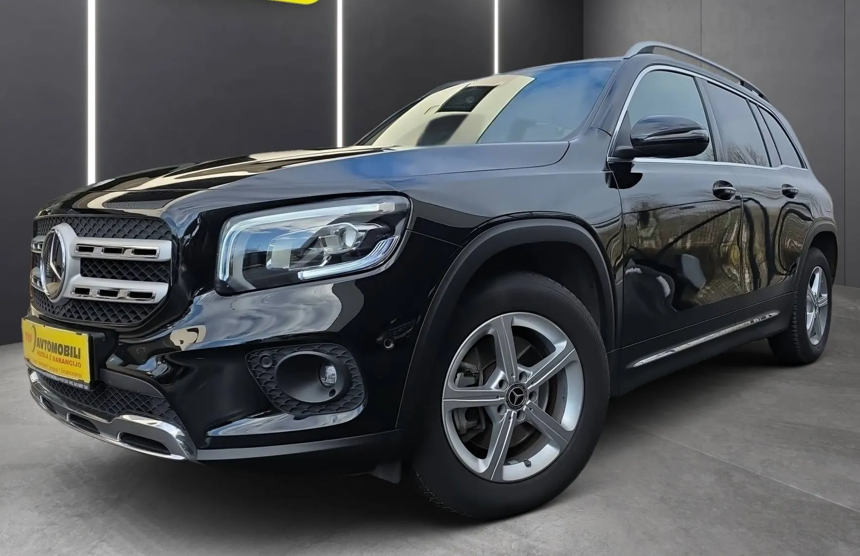 Zunanja slika - Mercedes-Benz GLB-Razred - 200 d  DISTRONIC LED NAVI KAMERA USNJE TOP OBROKI. - 1