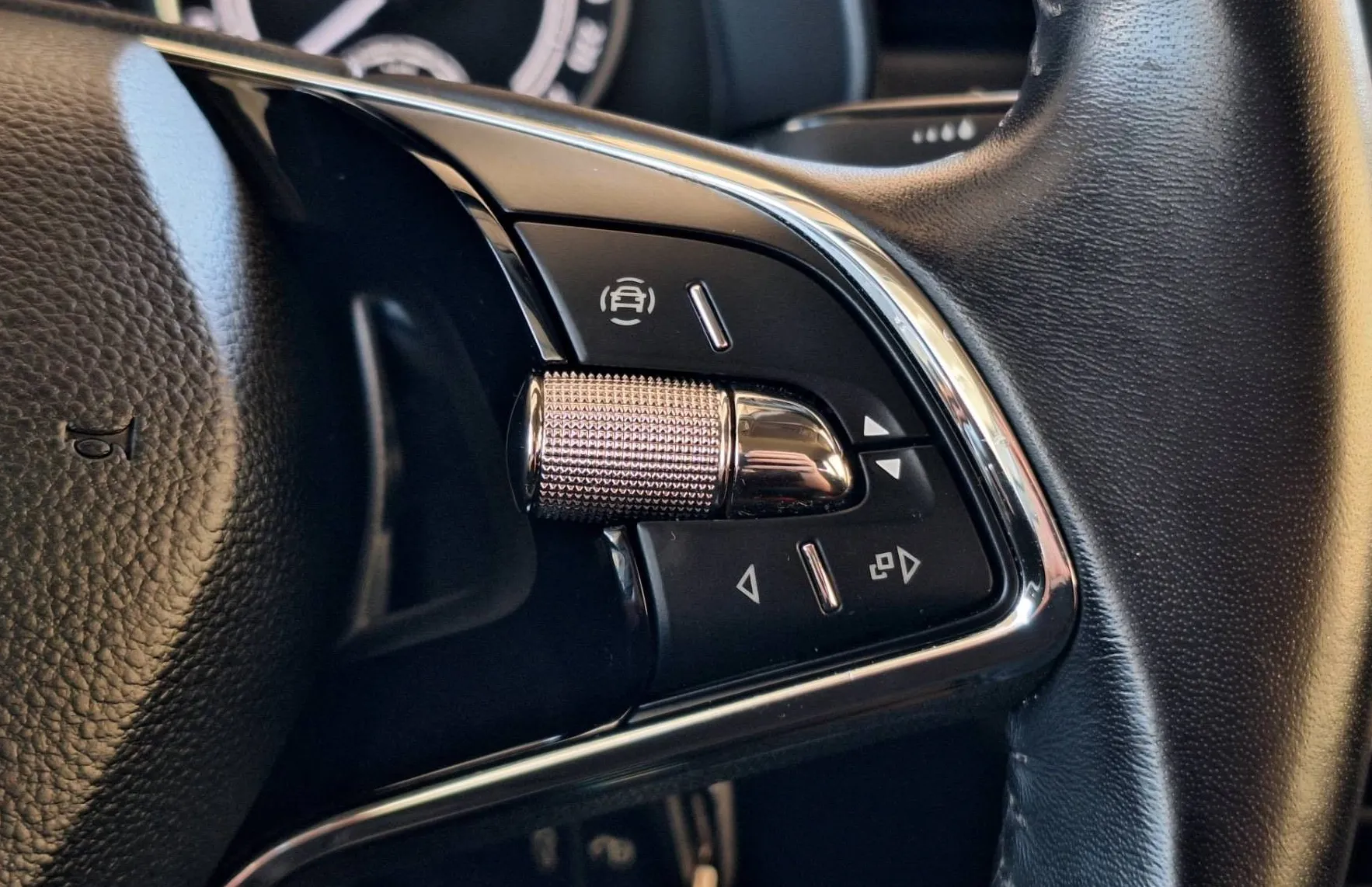 Zunanja slika - Škoda Scala - 1.5 TSI Ambition •Slovensko vozilo•1.lastnik• - 19