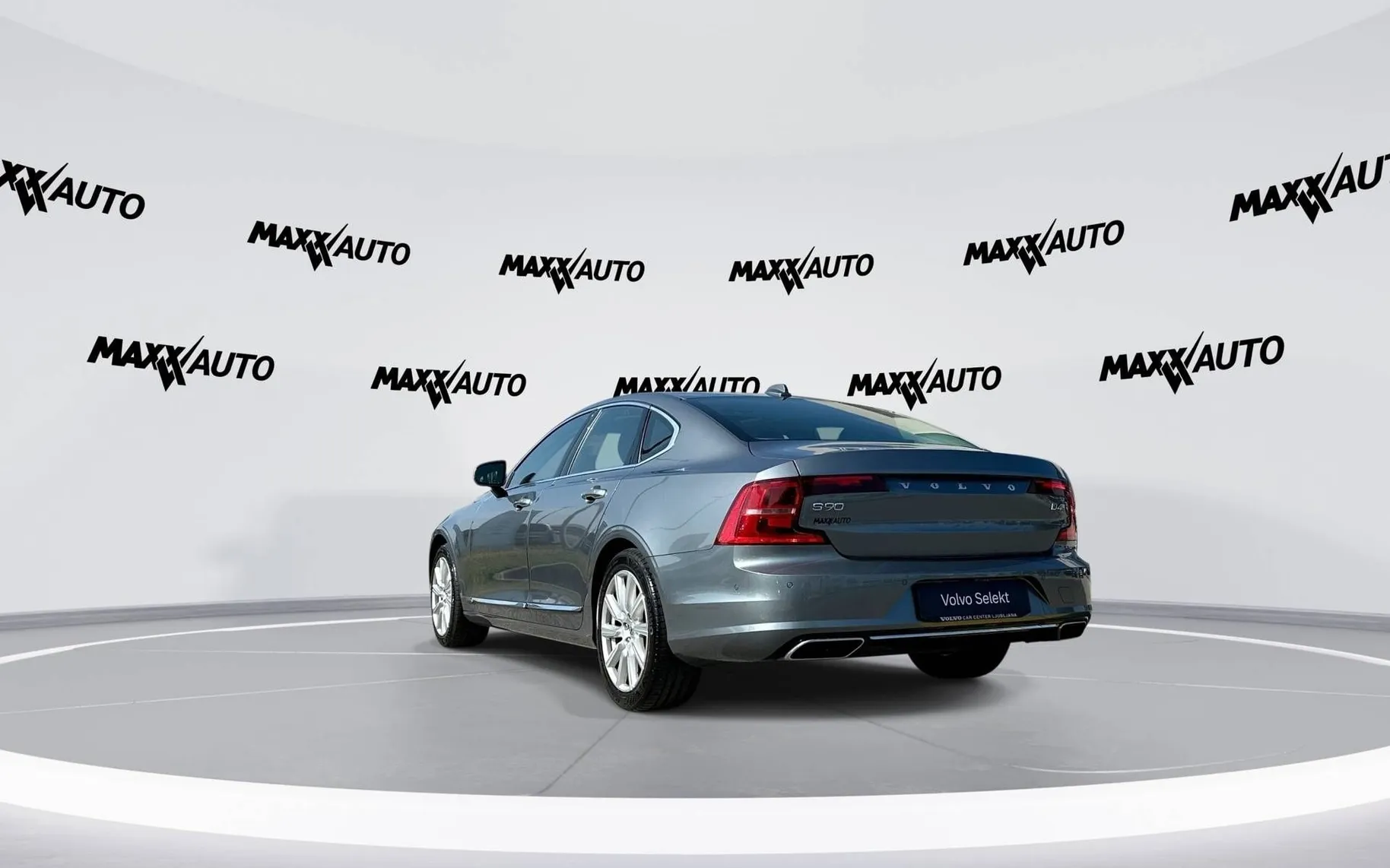 Notranja slika - Volvo S90 - D4 Inscription Avt. - 7