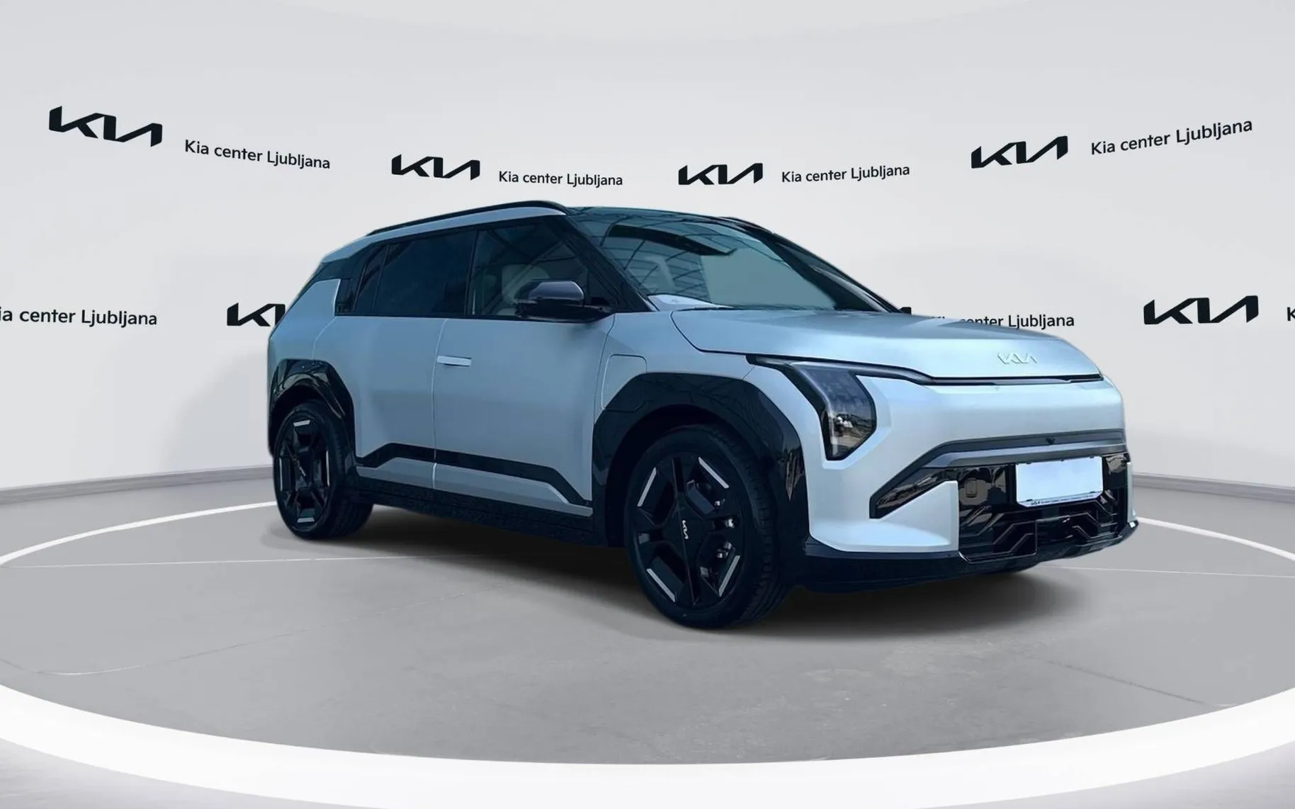 Zunanja slika - KIA EV3 - GT-Line 81.4 kWh baterija. doseg do 605km - 3
