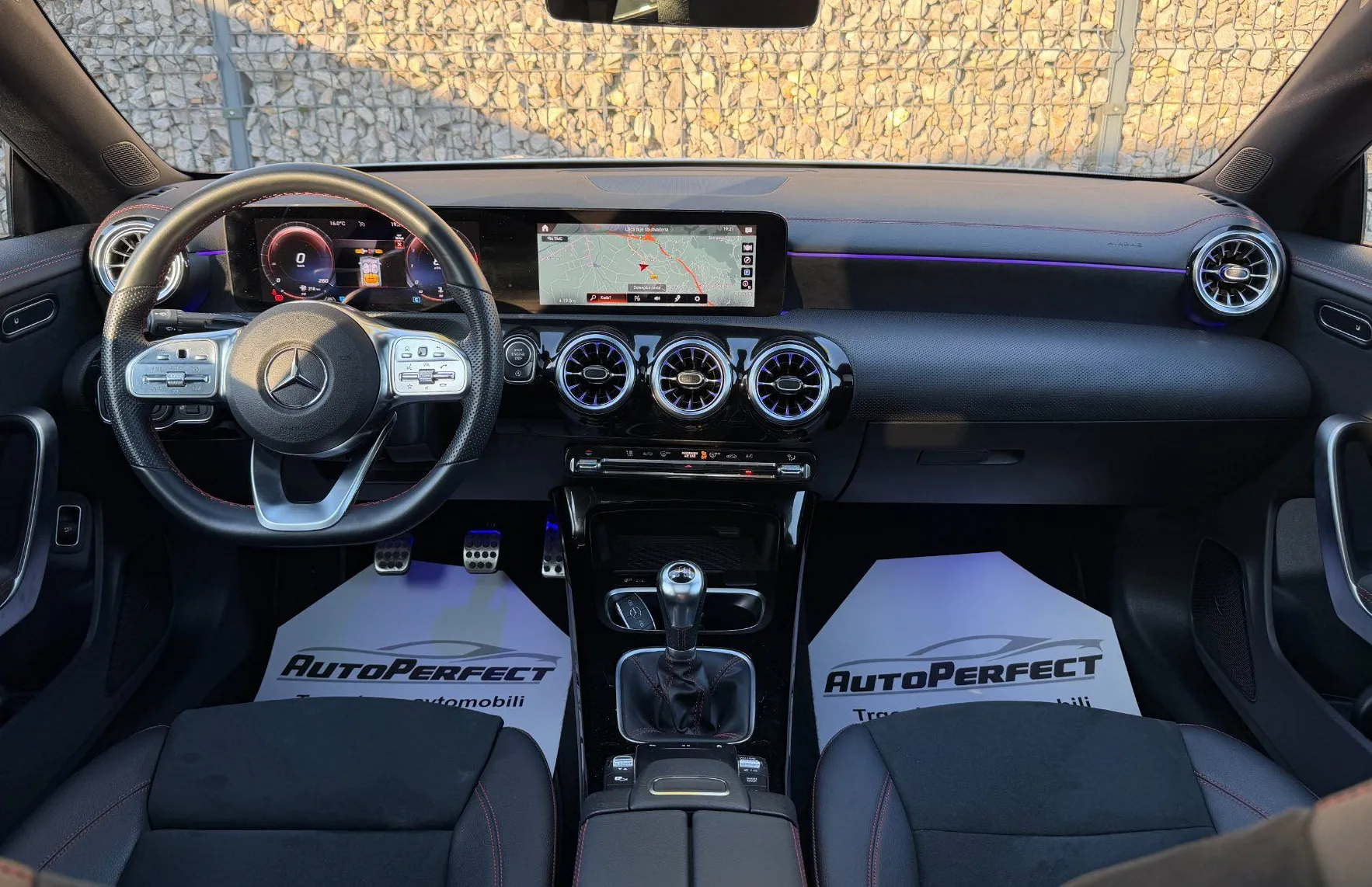 Zunanja slika - Mercedes-Benz CLA-Razred - 200|AMG LINE|COUPE|TOV.GAR|PANO|KAM|GR.SED - 10